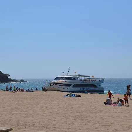 Centro De Lloret 8 People Appartement