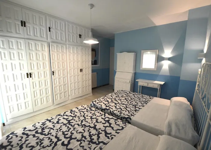 Centro De Lloret 8 People Apartment *